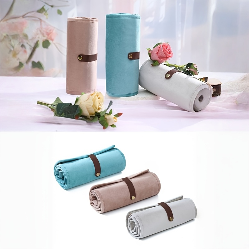 Golden Necklace Storage Box, Travel Portable Design